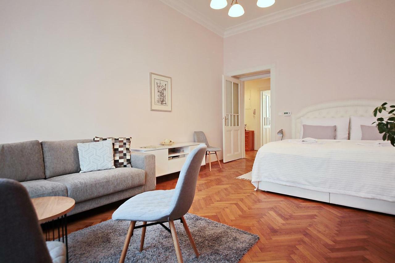 Apartment In The Heart Of פראג מראה חיצוני תמונה